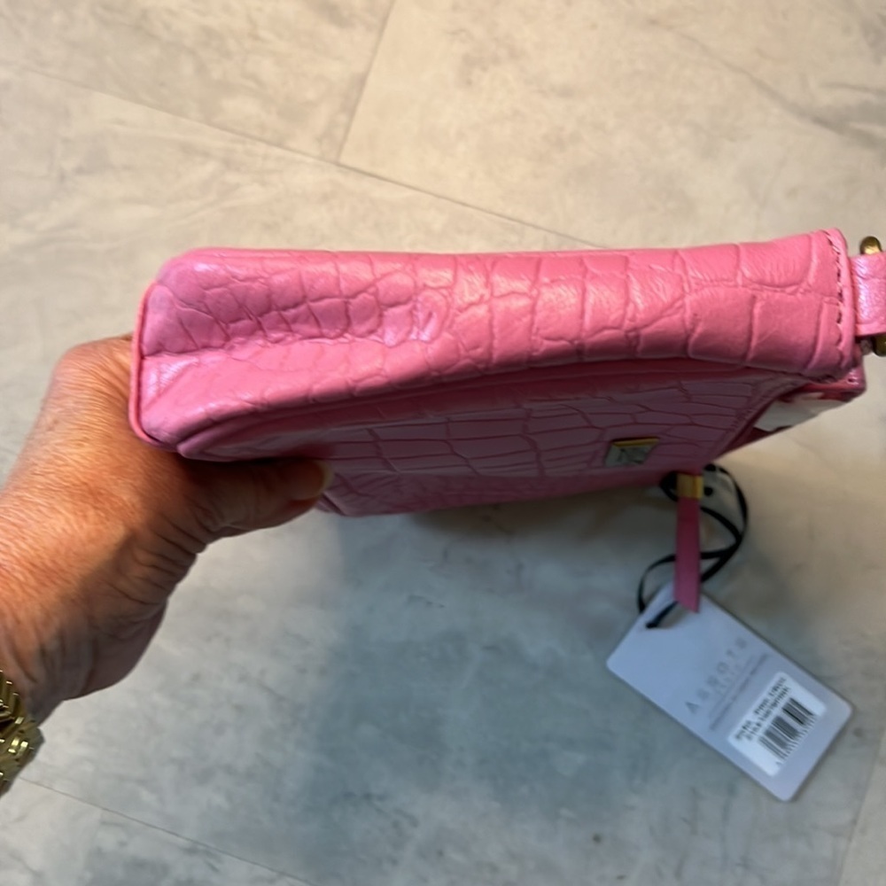 Zara Assots Genuine Leather CrocPatterned NWT shoulder bag Pink/ Gold hardware - Picture 10 of 14